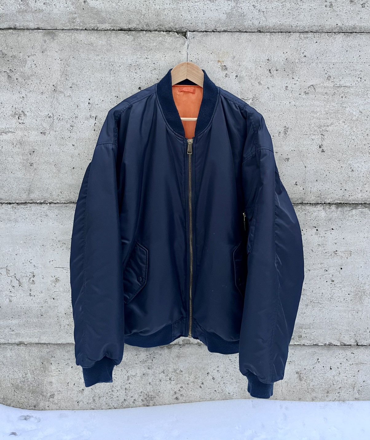 Alpha Industries 90s Korean Reversible Baggy Navy Bomber Winter Jacket Vtg Size US XL / EU 56 / 4 - 1 Thumbnail