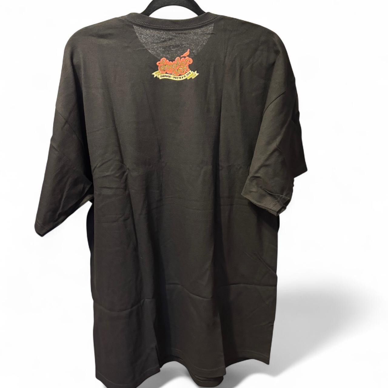 Other China Exclusive Sneaker Con tee Size US XXL / EU 58 / 5 - 3 Thumbnail