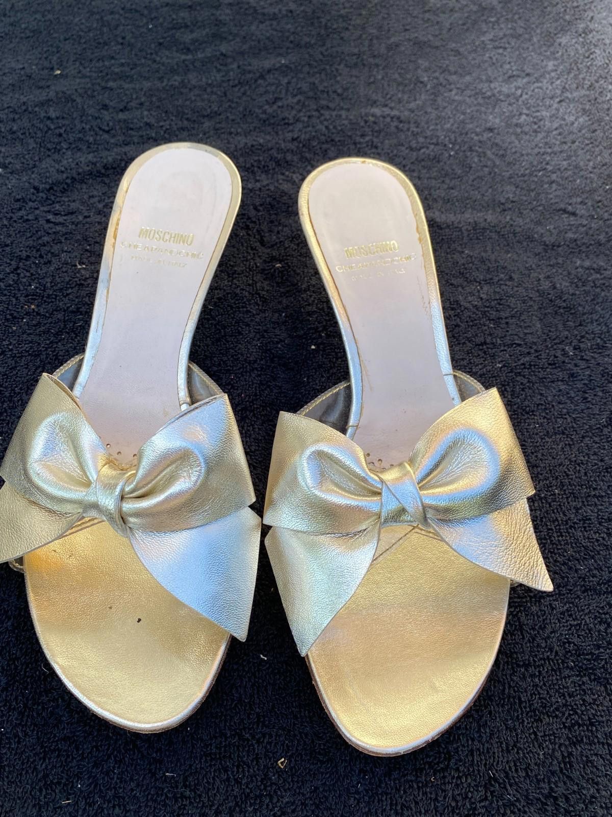Moschino Moschino Gold Bow Slip-On Sandals Women's Size 38.5/8 (S634) Size US 8 / IT 38 - 1 Thumbnail