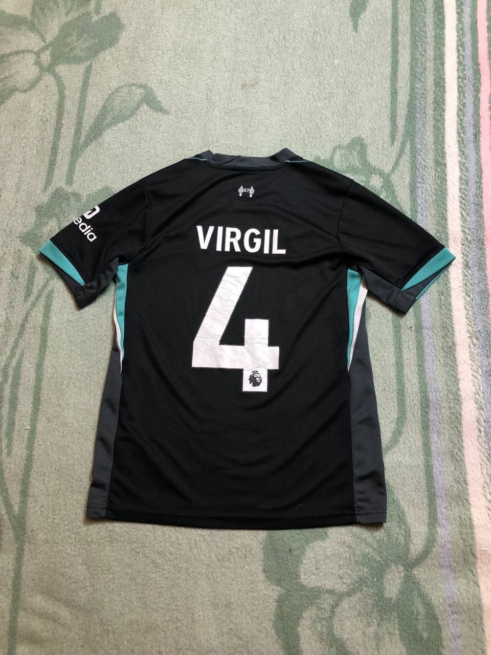 Nike NIKE LIVERPOOL FC AWAY BLACK SOCCER JERSEY Size US S / EU 44-46 / 1 - 13 Thumbnail