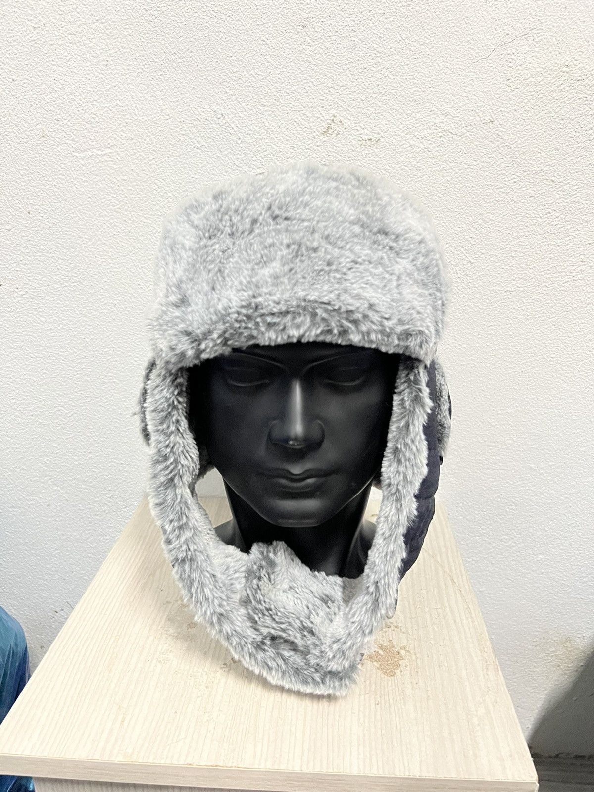 Vintage Vintage broner Earflap Beanie Hat Size ONE SIZE - 2 Thumbnail