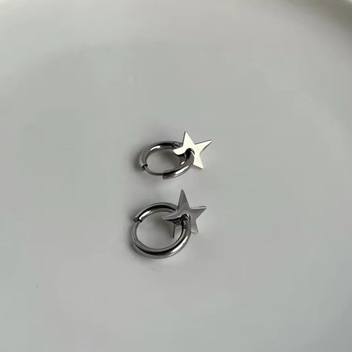 Jewelry Star Hoop Earrings Size ONE SIZE - 3 Thumbnail