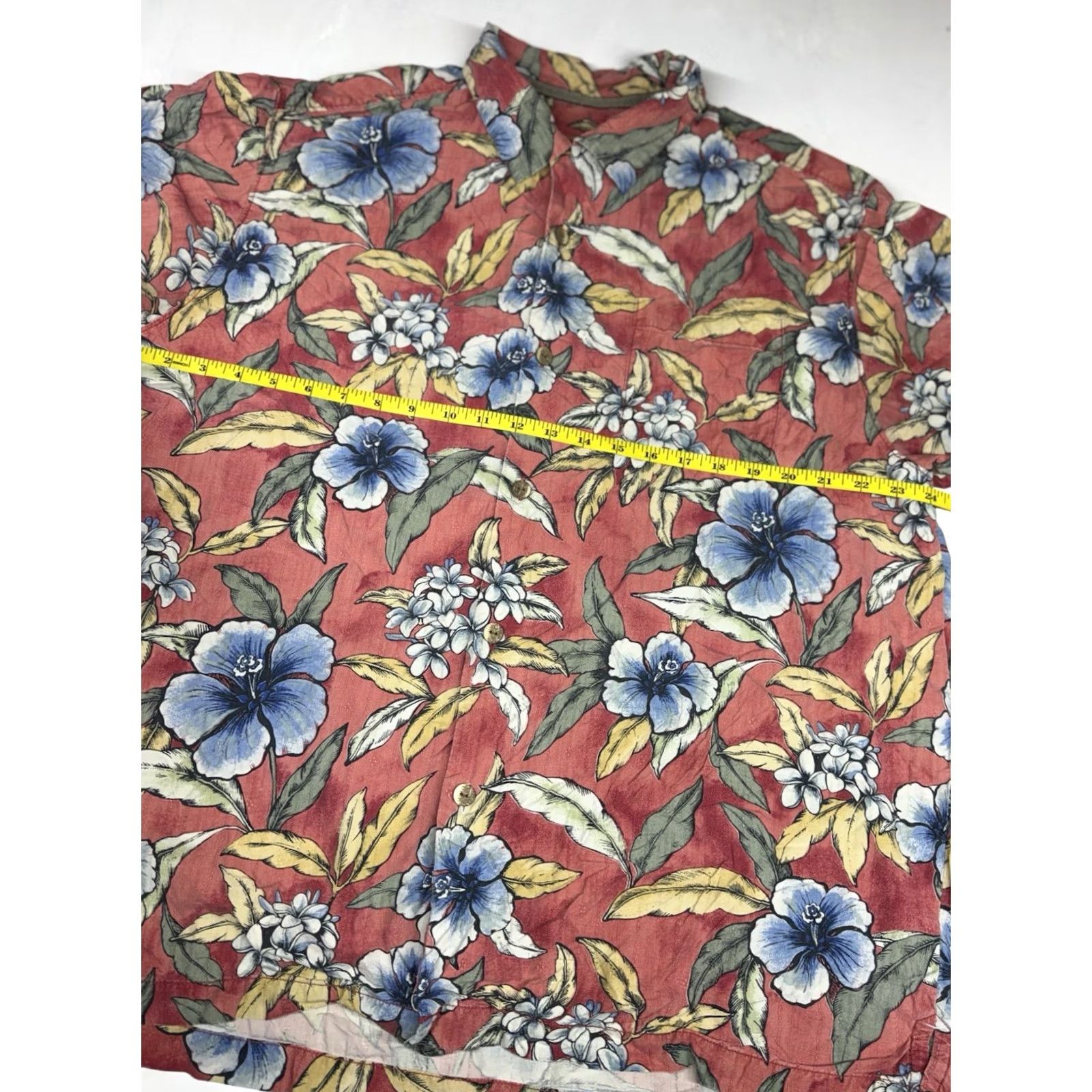 Tommy Bahama Tommy Bahama Hawaiian Shirt Mens XL Red Silk Hibiscus Floral Vacation Relaxed Size US XL / EU 56 / 4 - 4 Thumbnail
