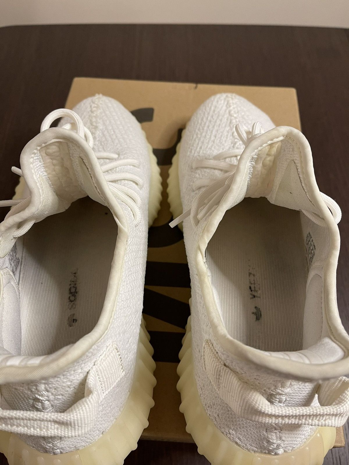 Yeezy adidas Yeezy Boost 350 V2 Cream White/Triple White - Size 9 Size US 9 / EU 42 - 9 Thumbnail