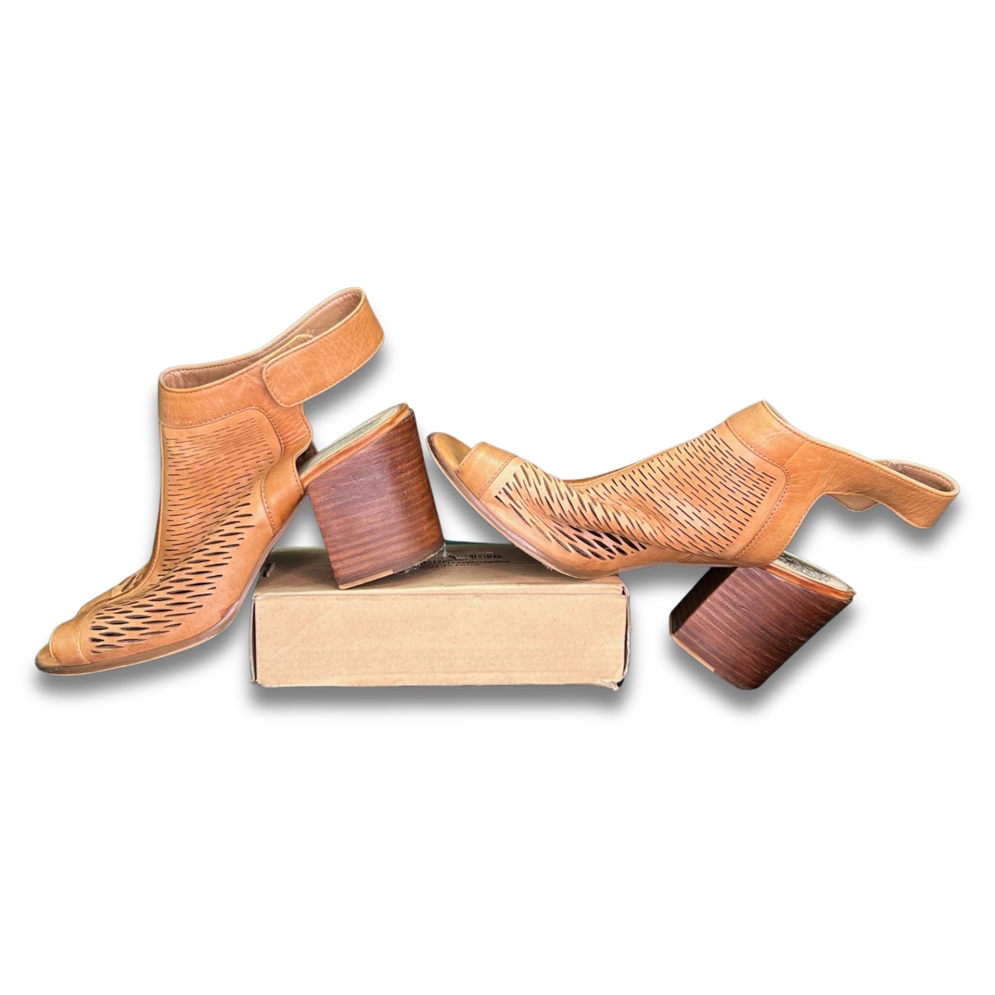 Vince Camuto Vince Camuto Lavette Laser Cut Peep Toe Ankle Booties Tan Le Size US 7.5 / IT 37.5 - 3 Thumbnail