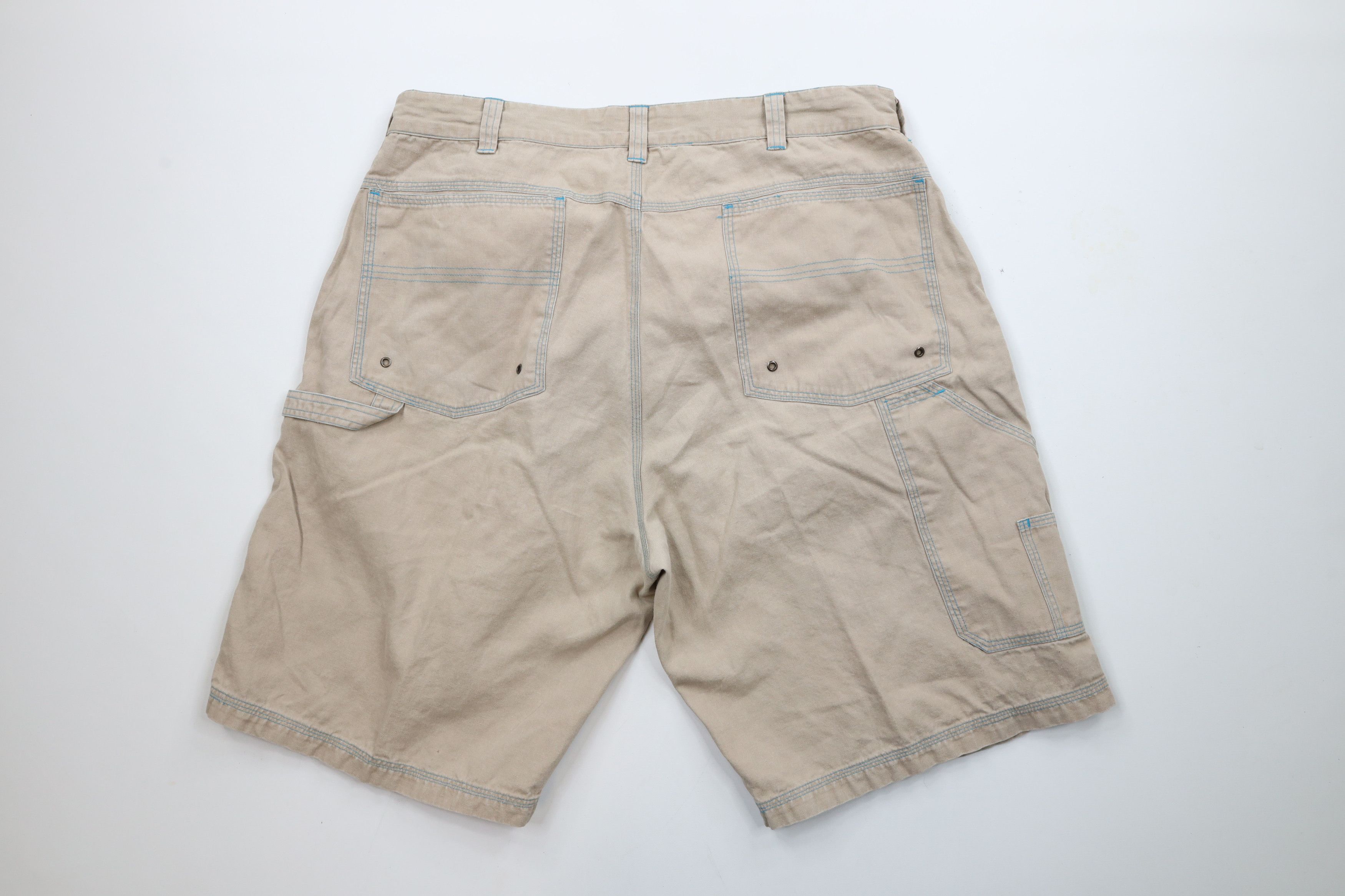 Vintage Vintage 90s Streetwear Fit Big Pocket Cargo Shorts Beige Size US 36 / EU 52 - 8 Thumbnail