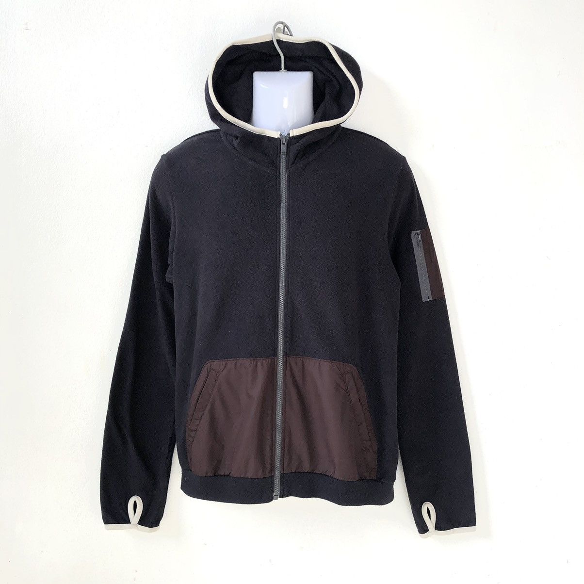 UNIQLO UNDERCOVER zip up hoodie fleece