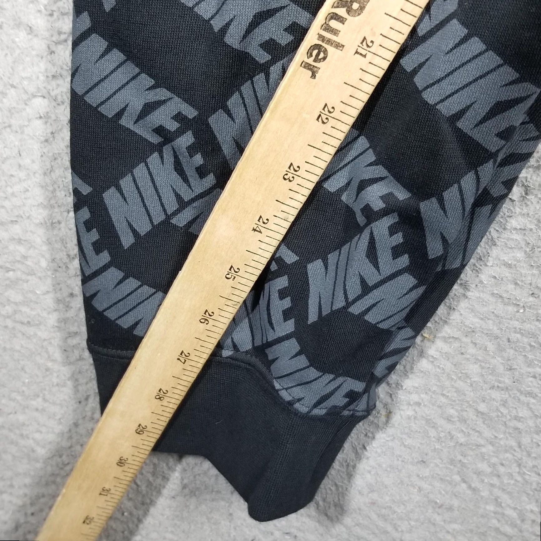 Nike Nike Pants Womens Large Black Gray Sportswear Fleece Joggers AOP DV0029-010 Size 36" / US 14 / IT 50 - 6 Thumbnail