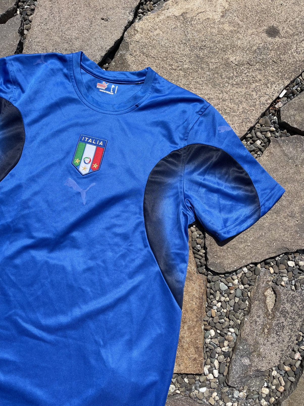 Neil Barrett × Puma 2005 Puma Italy Vintage soccer jersey Neil Barrett Italia Size US S / EU 44-46 / 1 - 3 Thumbnail