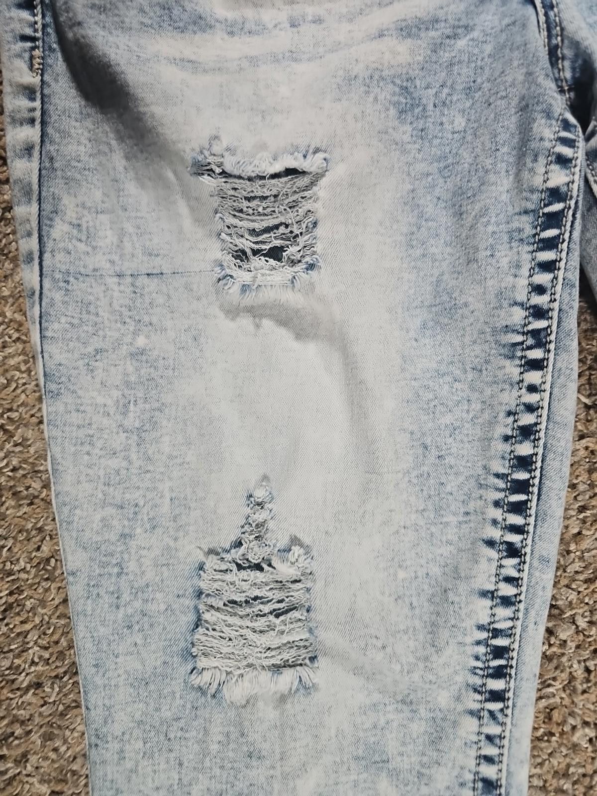 NBDN Nobrandedon NOBO No Boundaries Cuffed Capris 13 Size 30" / US 8 / IT 44 - 2 Thumbnail