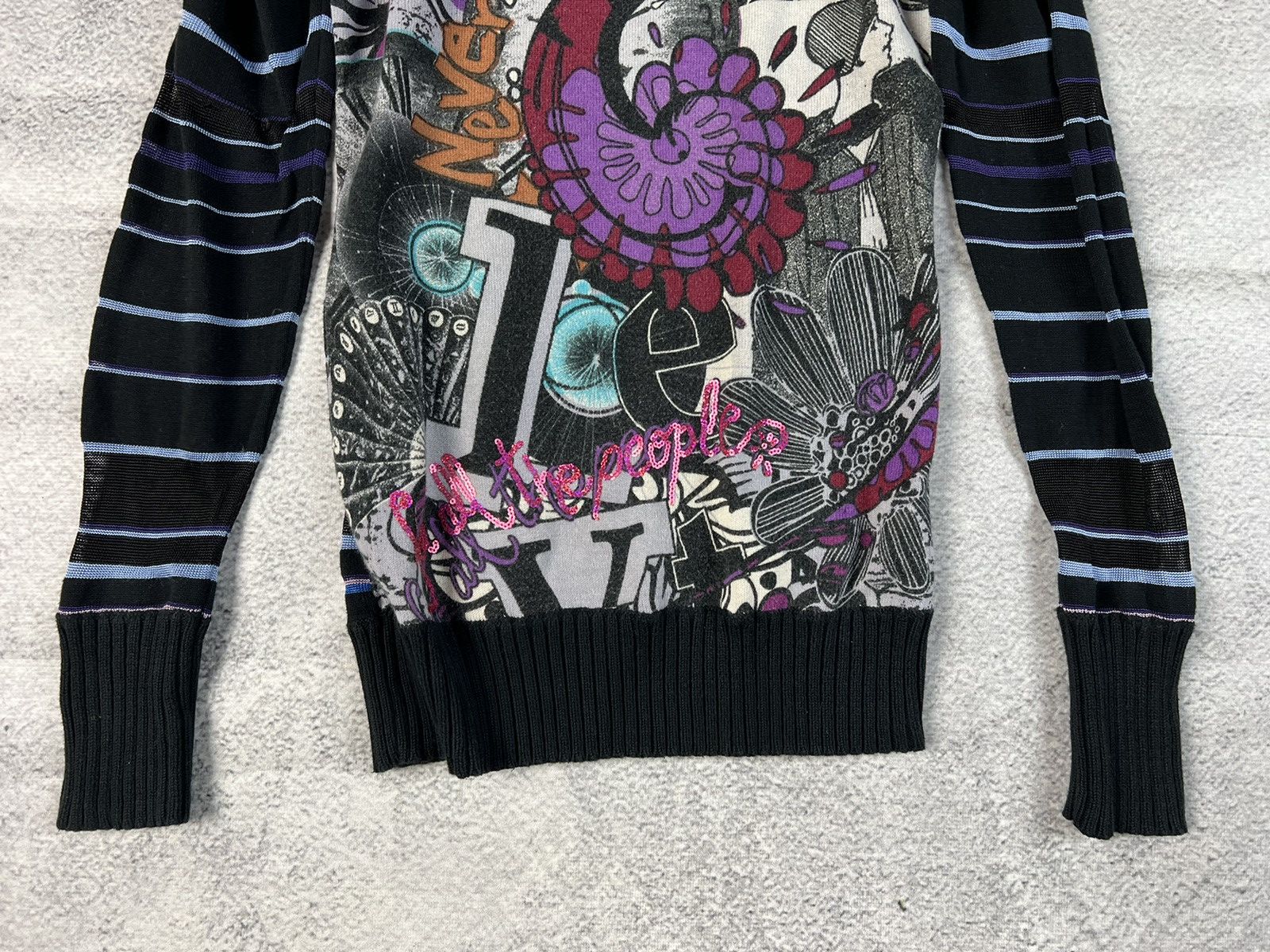 Desigual Desigual multicolour avant garde T-shirt Size S / US 4 / IT 40 - 5 Thumbnail