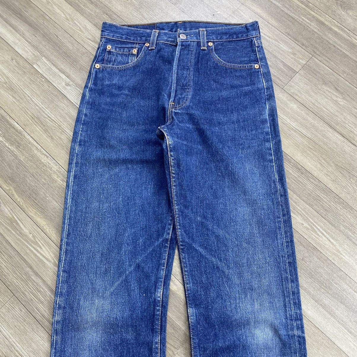 Levi's Vintage Clothing 🇺🇸1990s Vintage Levis 501 29x32 Straight Leg Faded Jeans Size US 29 - 2 Thumbnail