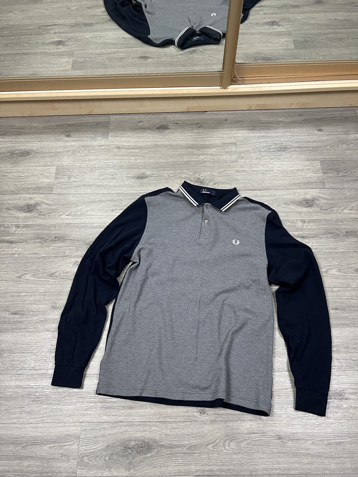 Fred Perry Fred Perry Men's Colour Block Long Sleeve Polo Grey & Navy Size US L / EU 52-54 / 3 - 1 Thumbnail