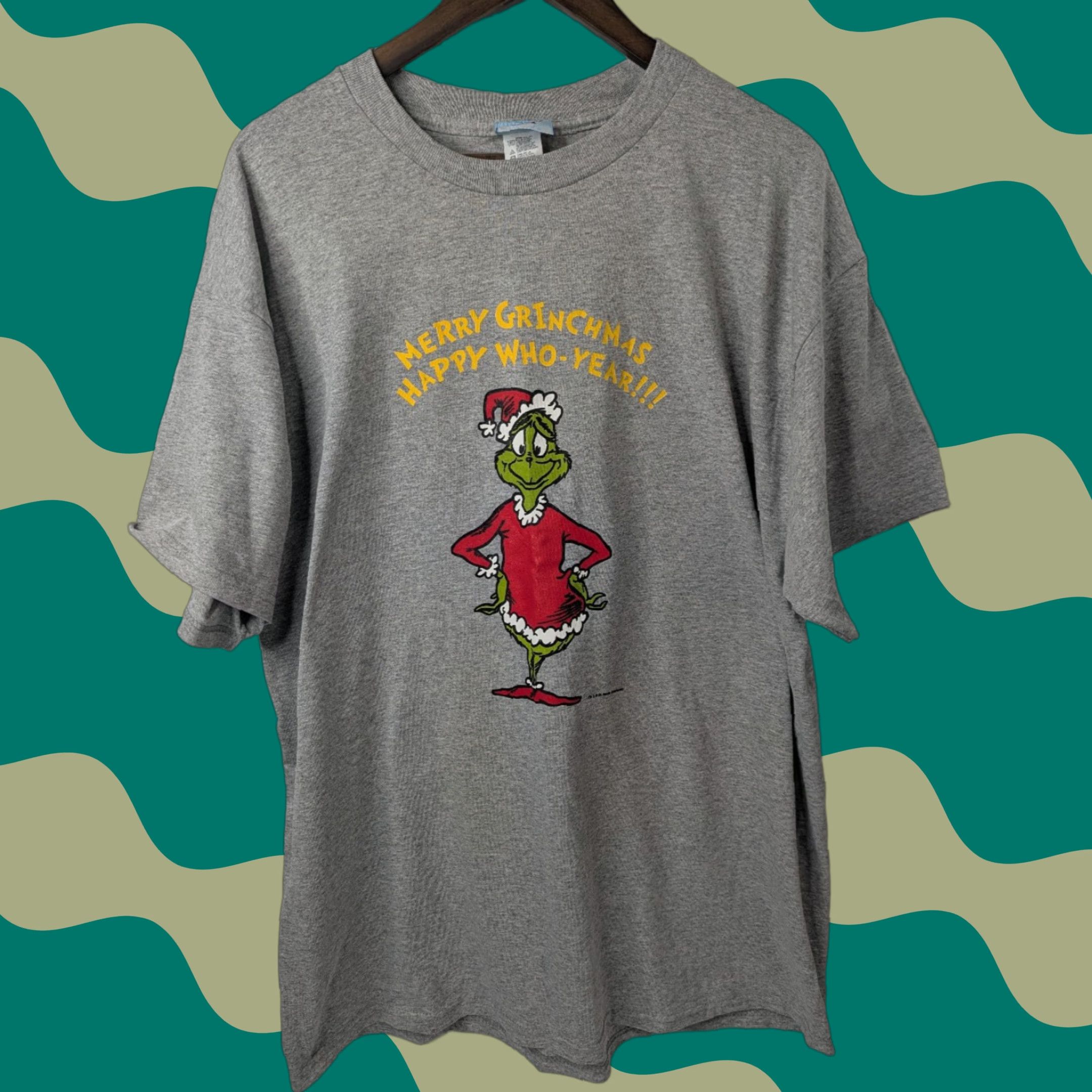 J Brand VINTAGE Dr. Seuss Brand The Grinch Merry Grinchmas Happy Who-Year T-Shirt Gray XL Mens Short Sleeve Crew Neck Cotton Jersey Christmas 90s 2000s Size US XL / EU 56 / 4 - 1 Thumbnail
