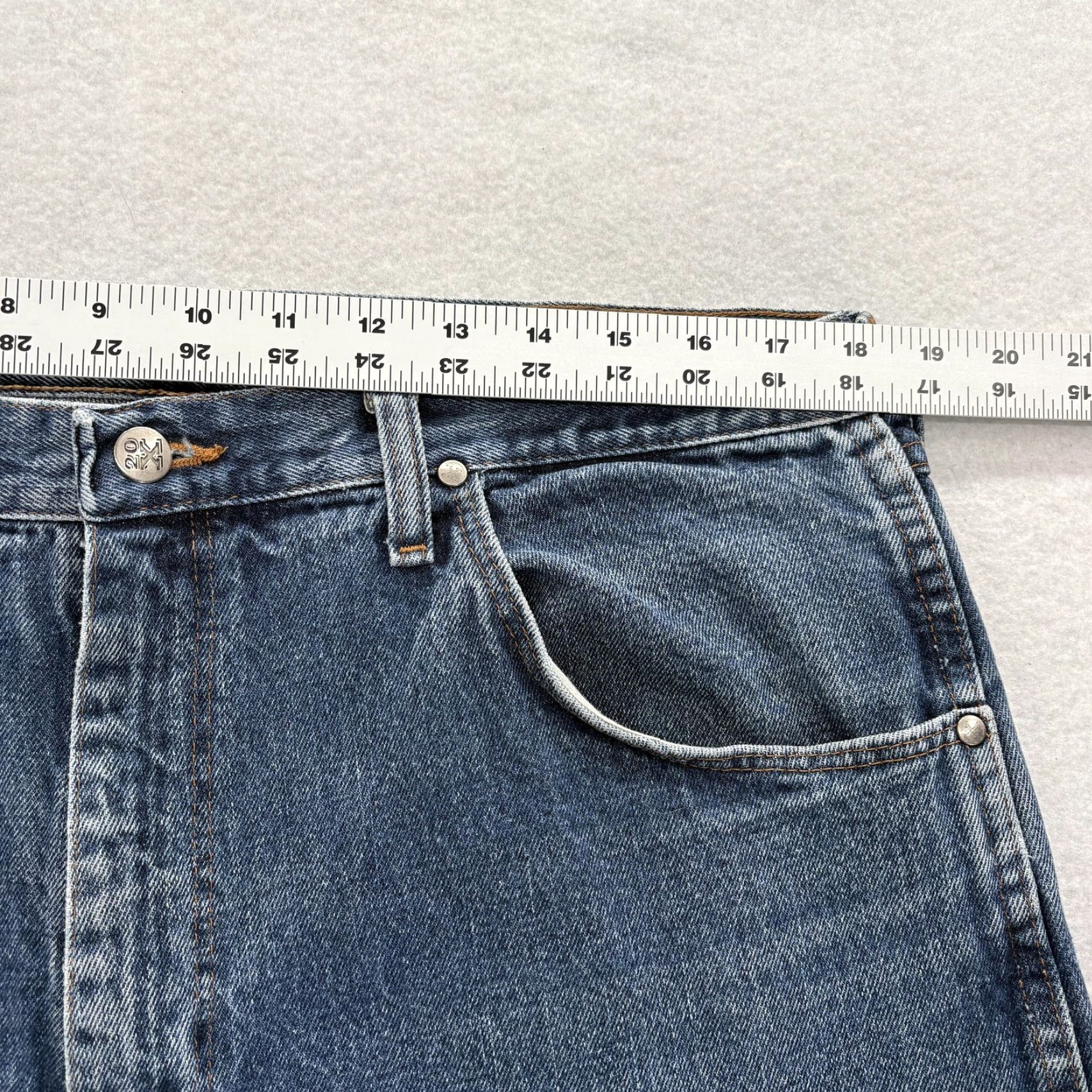 Wrangler Wrangler 20X Relaxed Straight Jeans Mens 36x32 Blue Medium Wash Denim Cowboy Y2K Vans? Size US 36 / EU 52 - 5 Thumbnail