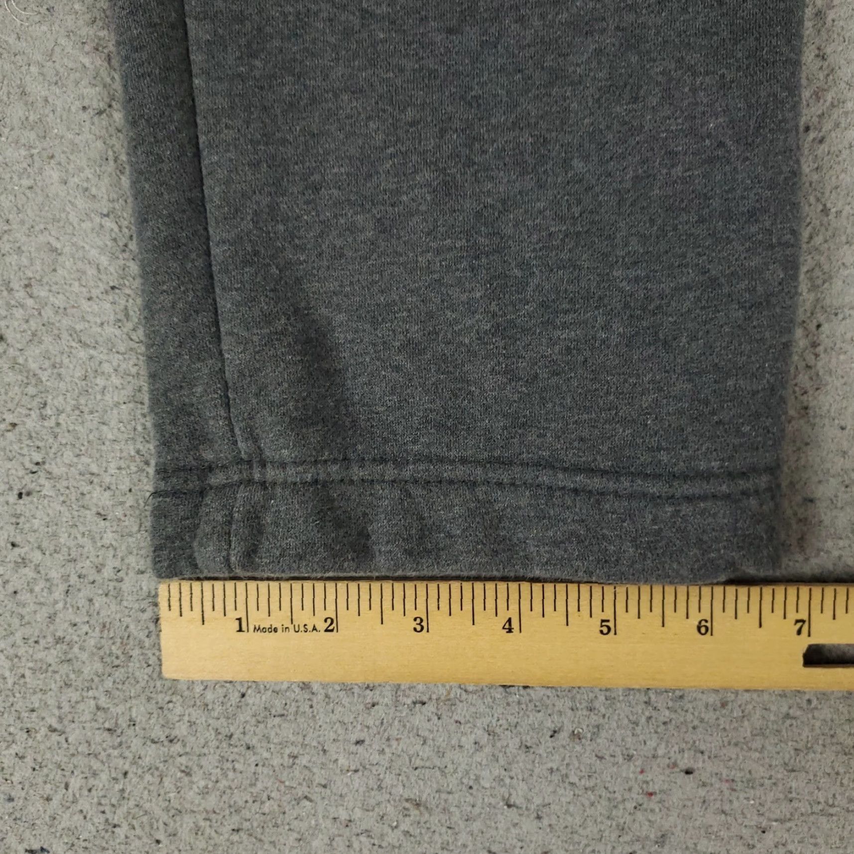 Nike Nike Pants Mens Large Gray Swoosh Running Track Sweatpants Jogger Casual Activewear Tapered Pockets & Comfort Size US 33 - 6 Thumbnail