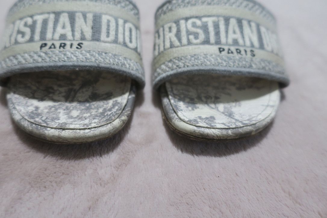 Dior Dior Dway Heeled Slide Embroidered Size US 6 / IT 36 - 3 Thumbnail