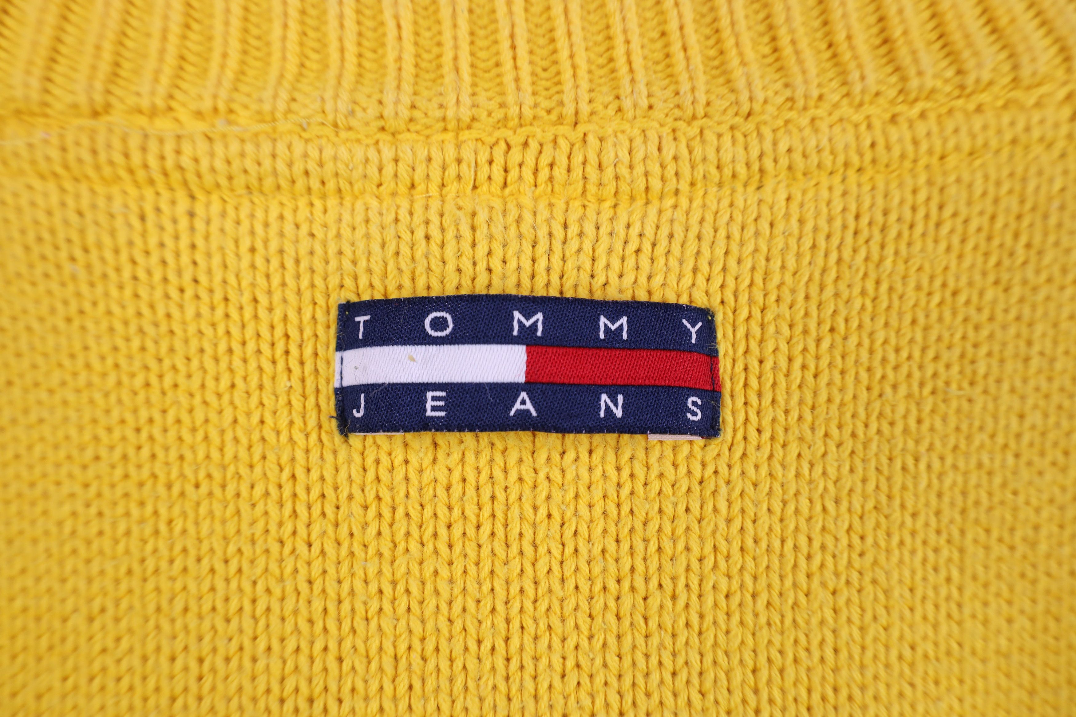 Tommy Hilfiger Vintage 90s Tommy Hilfiger Taped Logo Knit Sweater Yellow Size L / US 10 / IT 46 - 11 Thumbnail