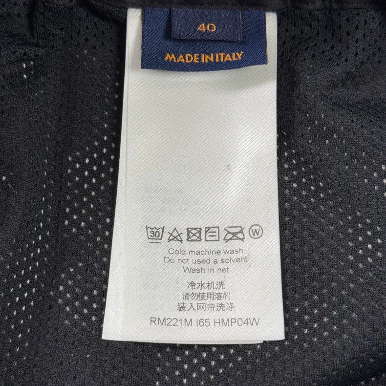 Louis Vuitton LOUIS VUITTON 2054 Heat-sensing full-print Logo sweatpants Size US 40 / EU 56 - 4 Thumbnail