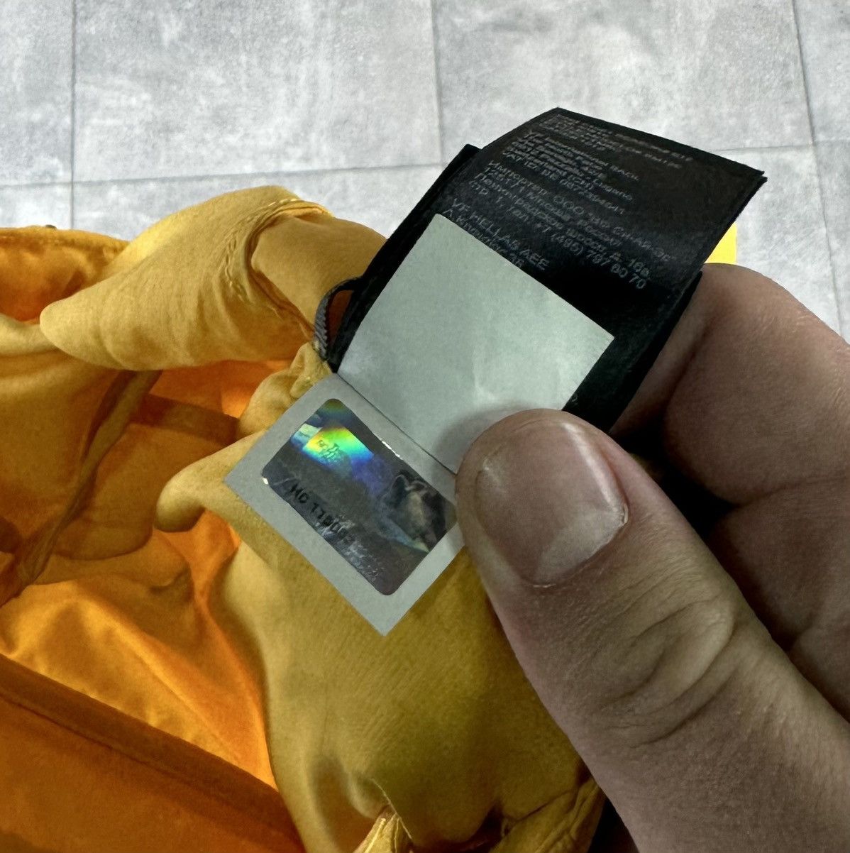 The North Face Mens The North Face Outdoor Yellow Light Jacket Size US XS / EU 42 / 0 - 9 Thumbnail