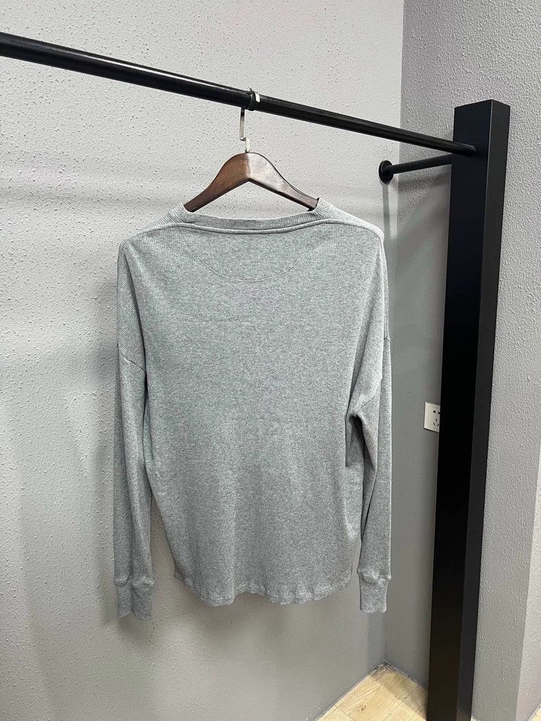Loewe LOEWE Gray knitted long-sleeved shirt with an embroidered Size S / US 4 / IT 40 - 2 Thumbnail
