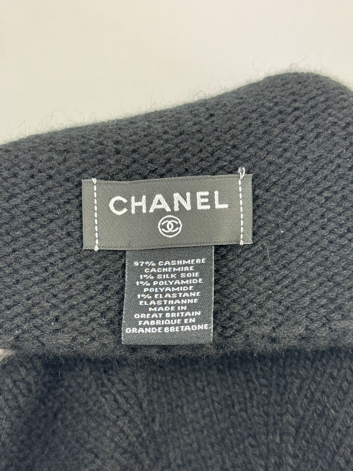 Chanel CHANEL BLACK LOGO BEANIE Size ONE SIZE - 4 Thumbnail