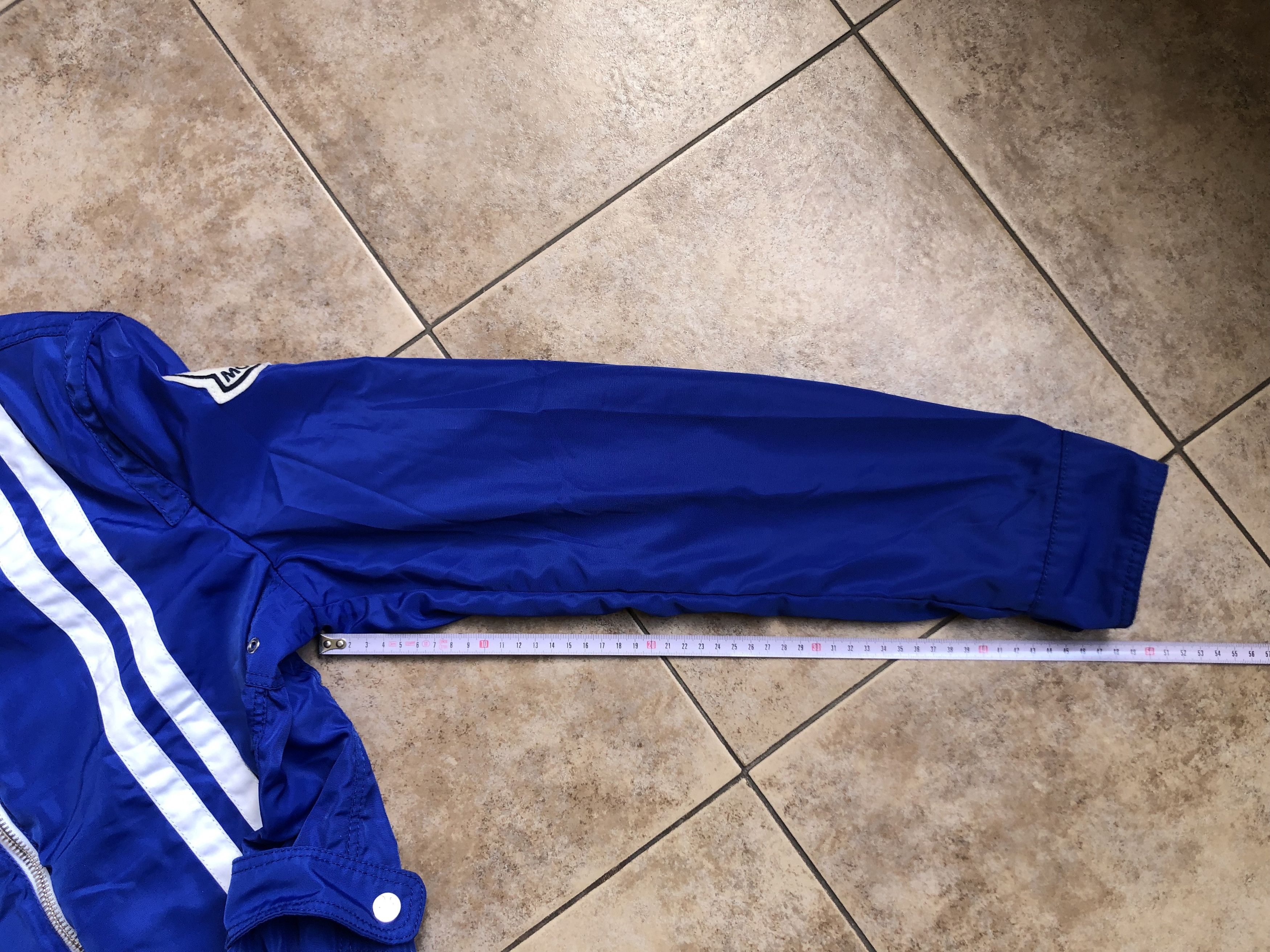 Moncler Moncler Big Logo Blue Lightweight Jacket Size 3 Size US L / EU 52-54 / 3 - 10 Thumbnail