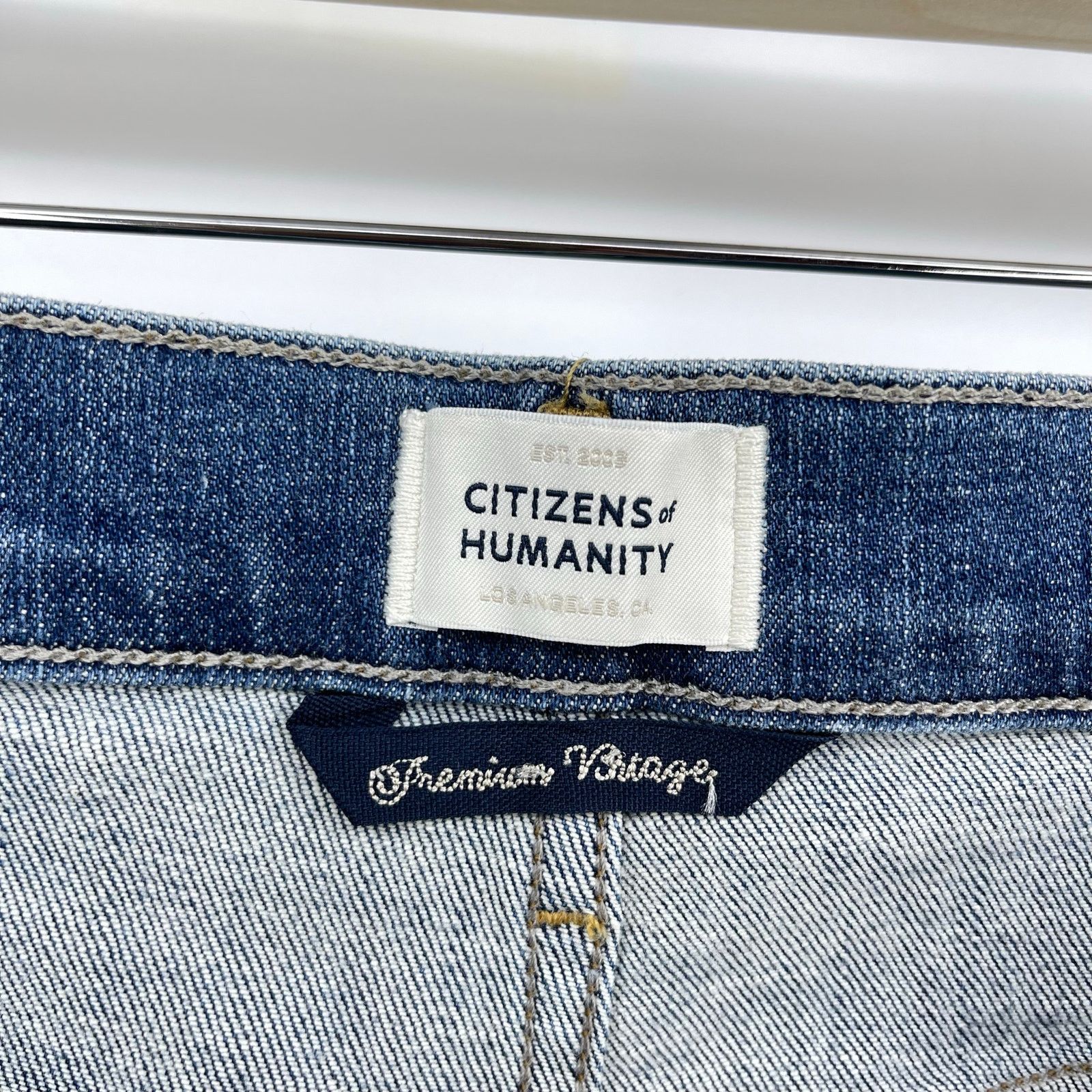 Citizens Of Humanity Citizens of Humanity | Isola Cropped Boot Jean in Lawless 26 Size 26" / US 2 / IT 38 - 6 Thumbnail