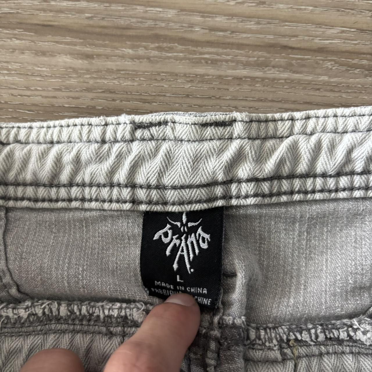 Vintage Crazy Vintage Y2K/2000 Grunge Light Grey Wash Denim Jeans! 33x32 Size US 33 - 7 Thumbnail