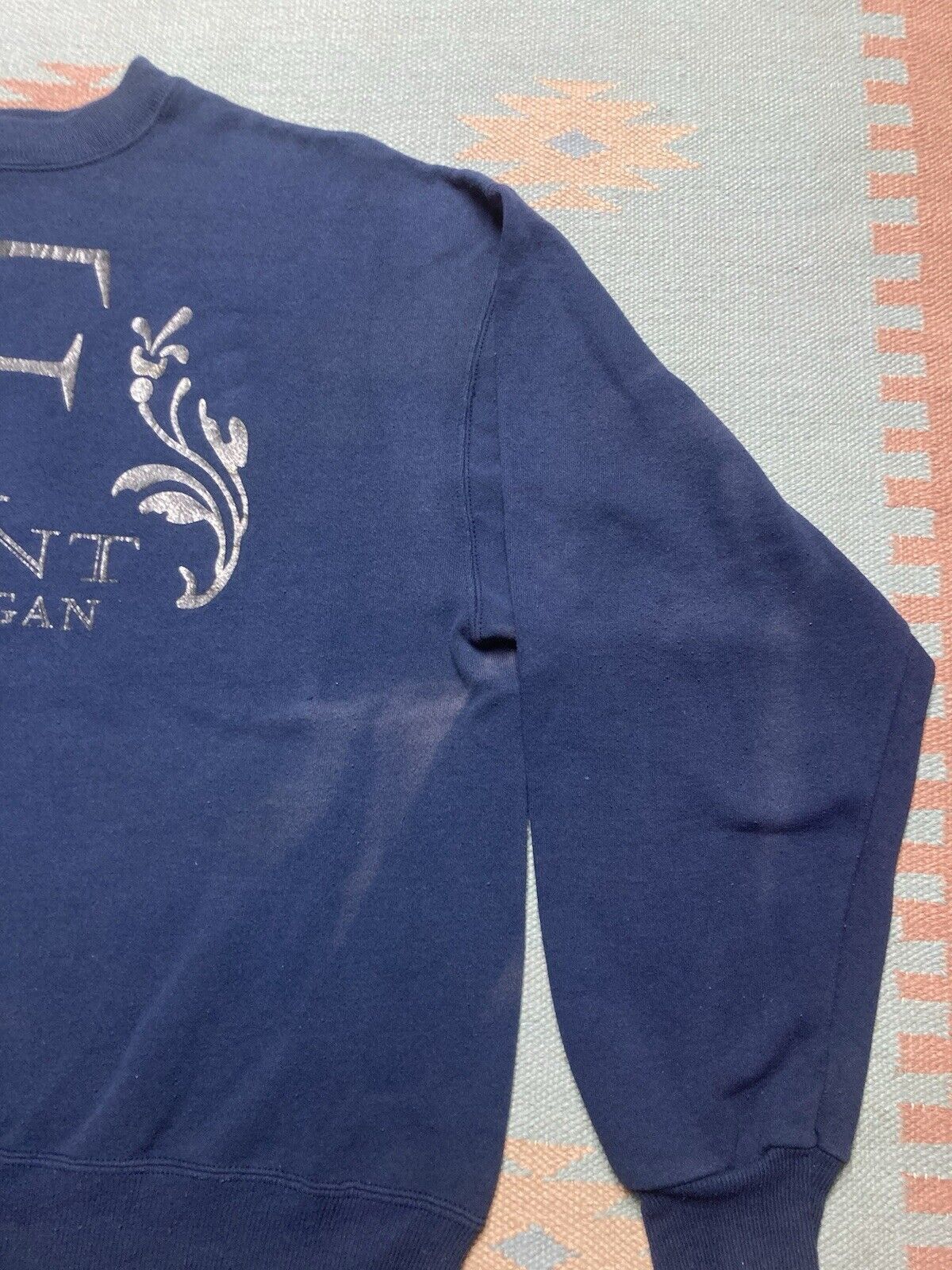 Hanes × Vintage 90s crewneck sweatshirt flint Michigan crest logo faded XL Size US XL / EU 56 / 4 - 5 Thumbnail