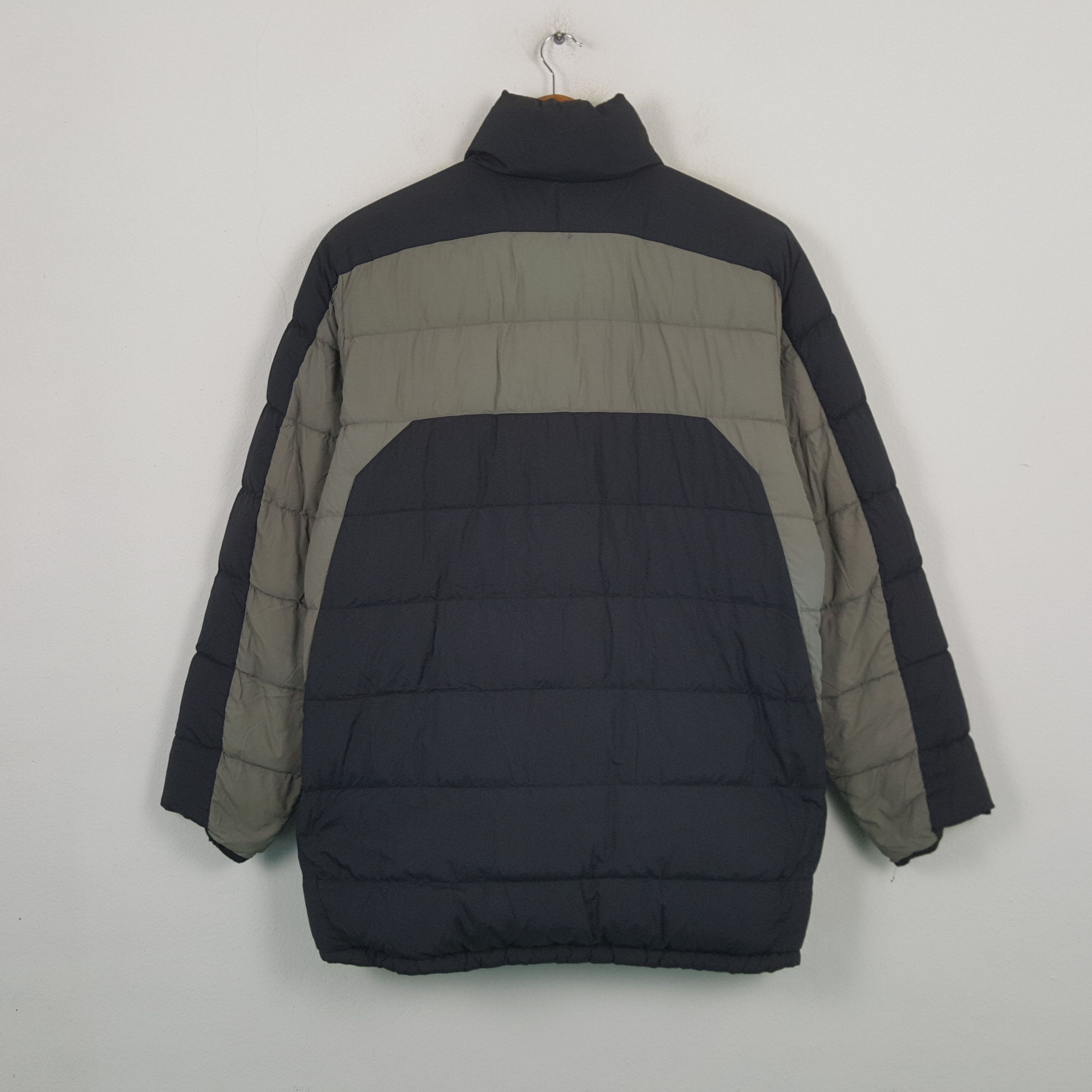 Nike Vintage Nike ACG Reversible Puffer Jacket RR17 Size US L / EU 52-54 / 3 - 6 Thumbnail