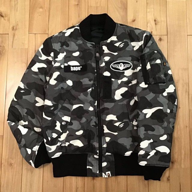 A BATHING APE Reversible Ma-1 Jacket L