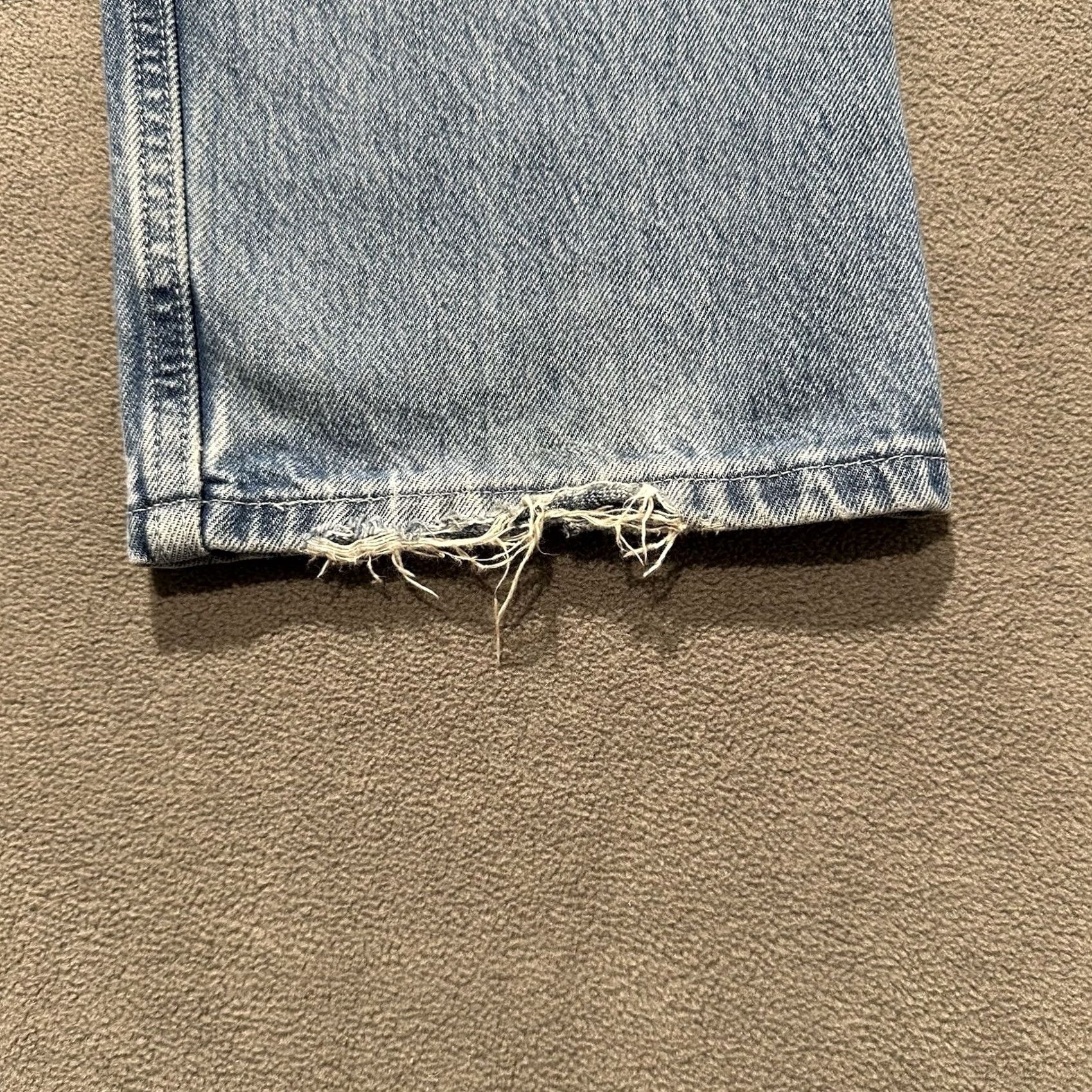 Levi's VINTAGE Levi's Silvertab Jeans Mens 33x30 Blue Denim Straight Leg Light Wash Jeans Regular Mens Size US 33 - 7 Thumbnail