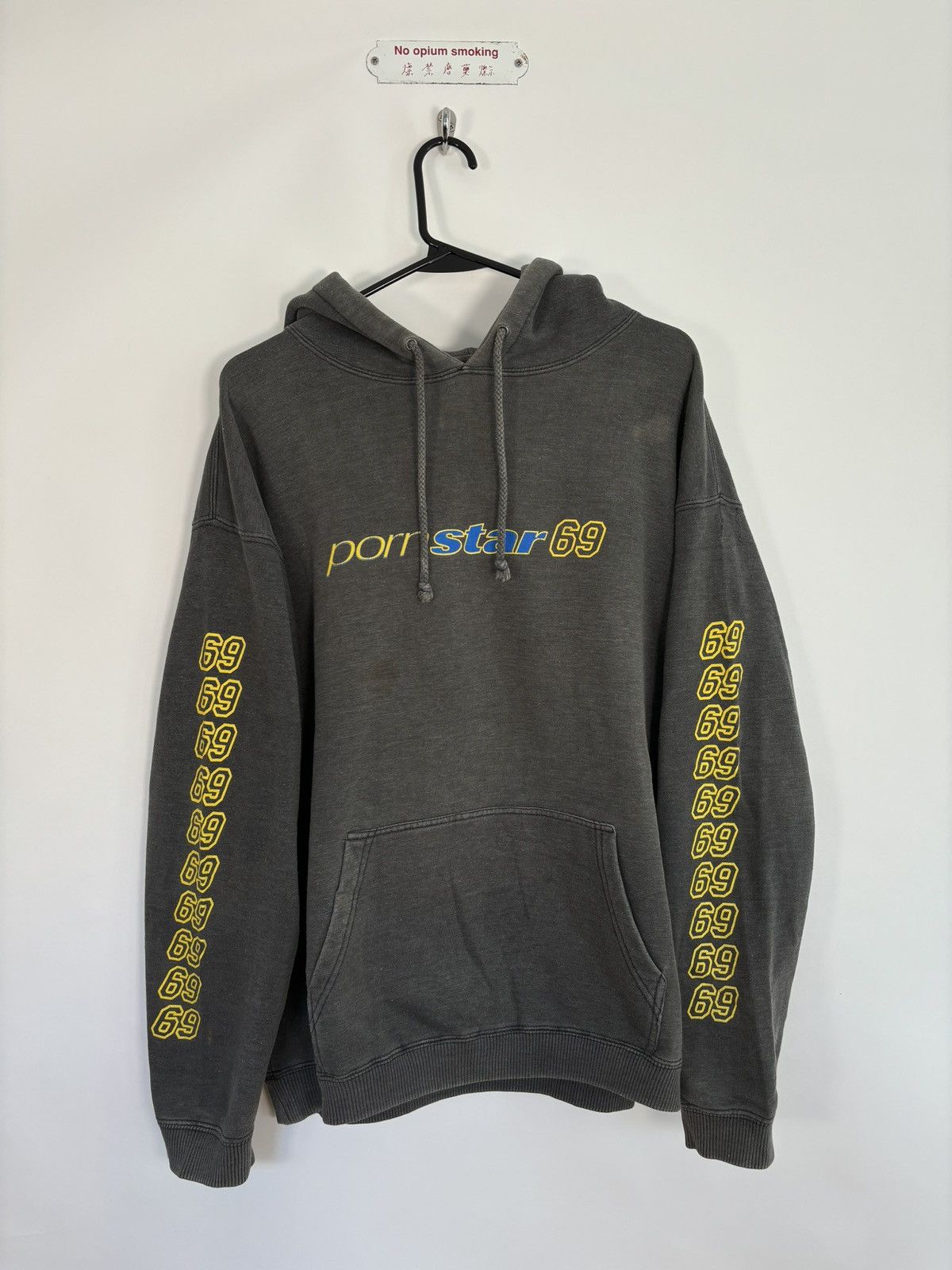 Vintage 🚭SICK AND TWISTED🚭 Porn Star "69" MOTIF Hoodie Size US XL / EU 56 / 4 - 1 Thumbnail