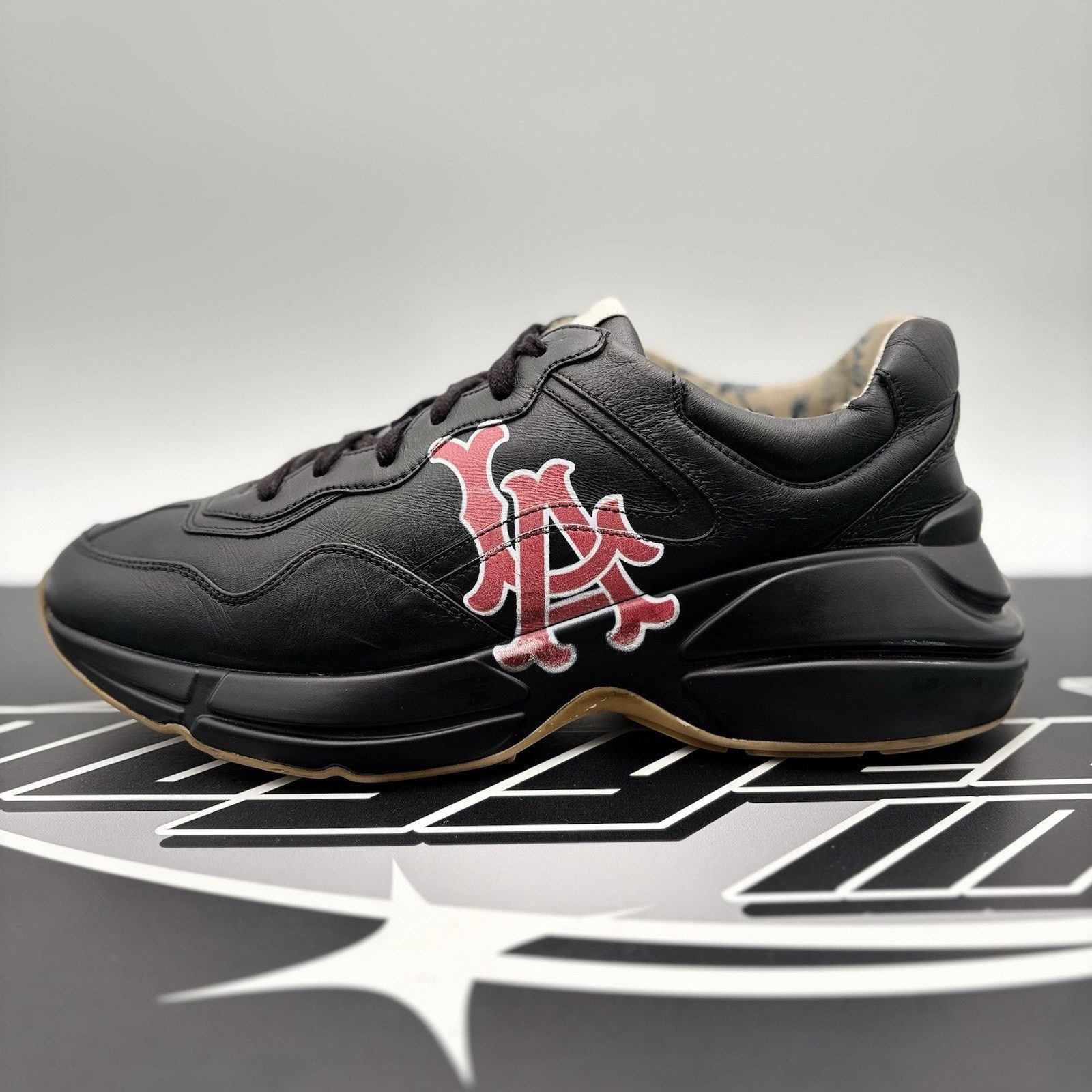 Gucci Gucci Rhyton GG ‘ LA Angels ’ | GOOD CONDITION! Size US 8 / EU 41 - 11 Thumbnail