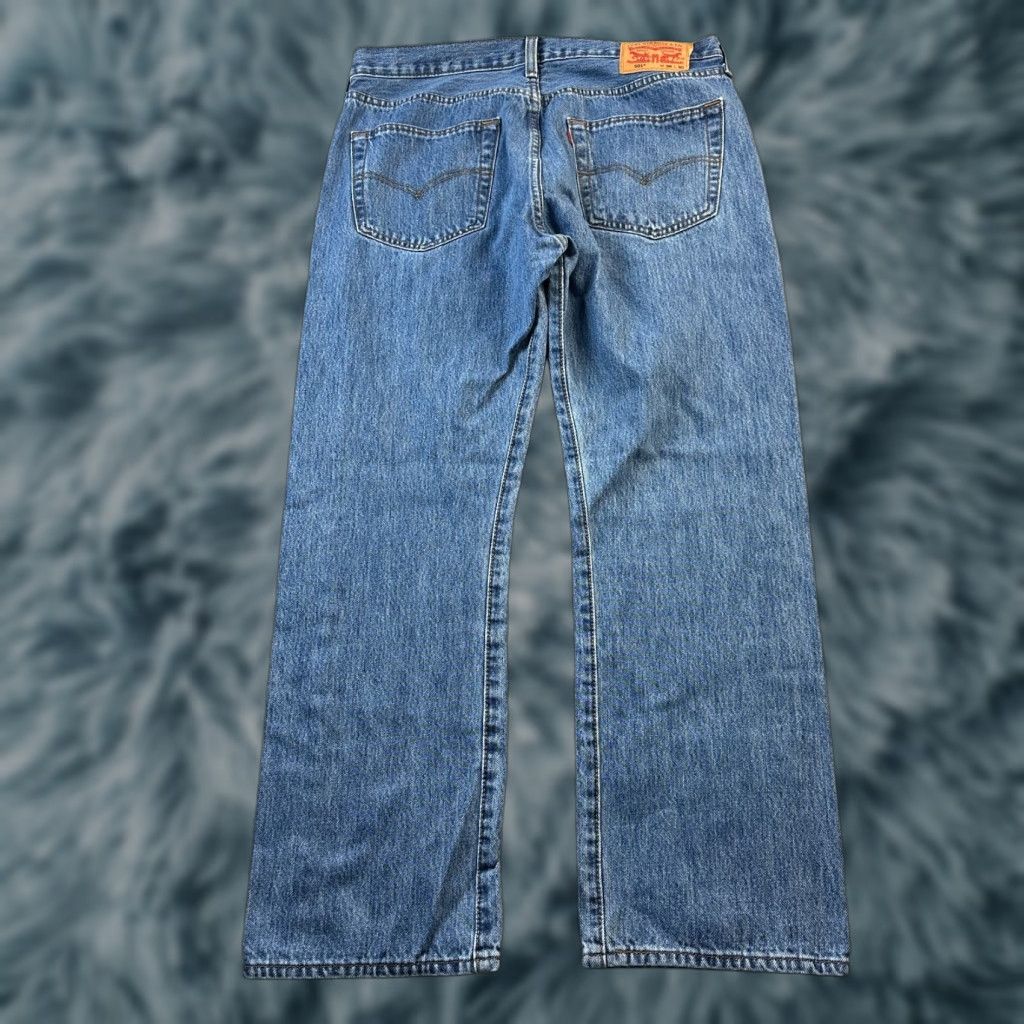 Levi's VINTAGE Levi's 501 Jeans Mens 36x30 Blue Denim Straight 5-Pocket Regular Fit Casual 90s Mens Size US 36 / EU 52 - 1 Thumbnail