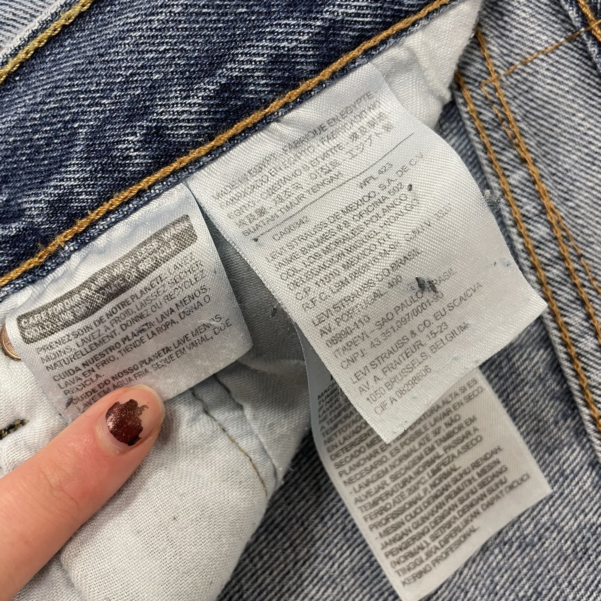 Levi's Y2K Levis 501 XX DISTRESSED Blue Jeans FRAYED Pants Size US 34 / EU 50 - 7 Thumbnail