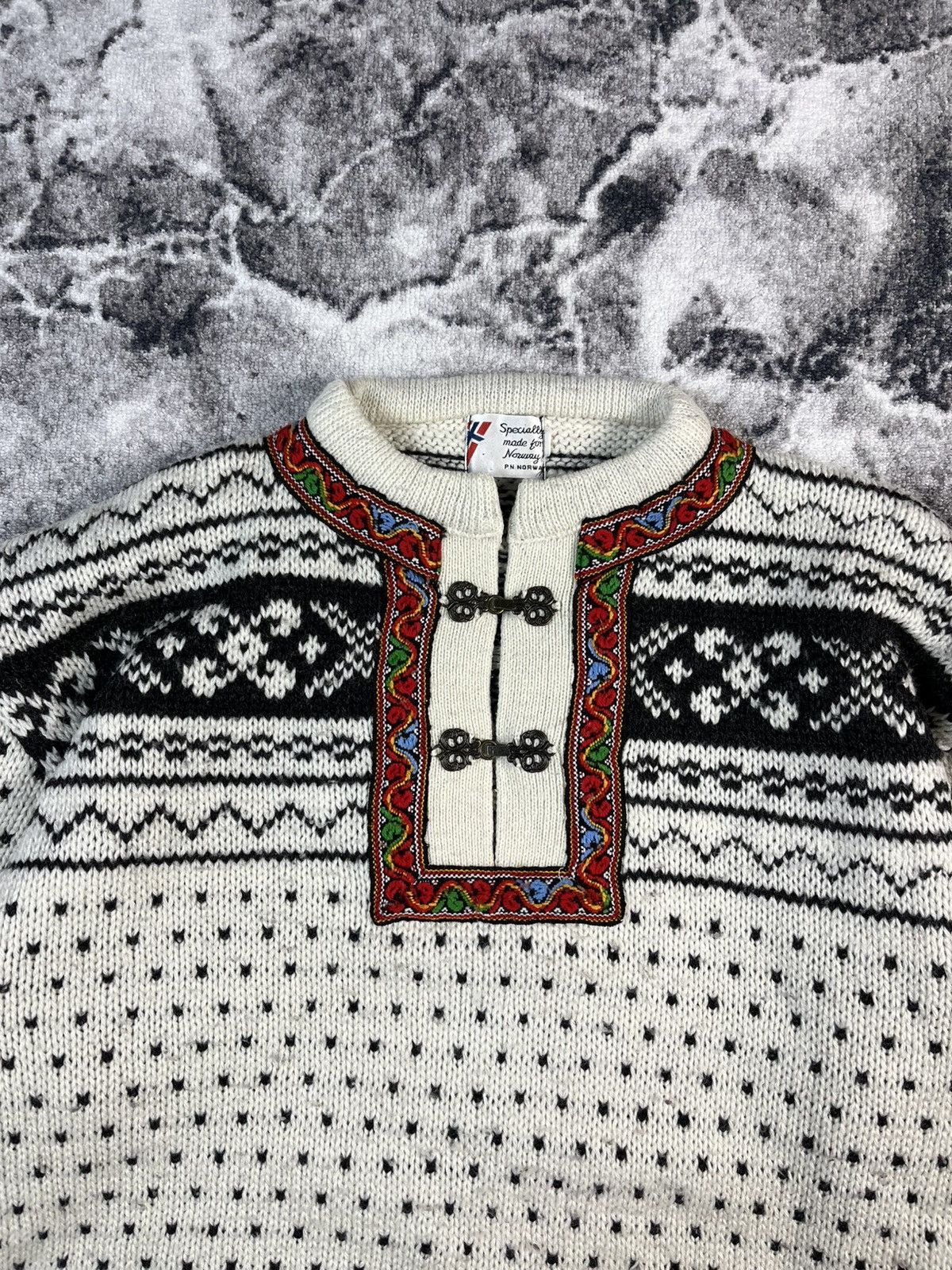 Vintage Norwegian Wool Knit Sweater Traditional Nordic Design XL XXL Size US XL / EU 56 / 4 - 4 Thumbnail