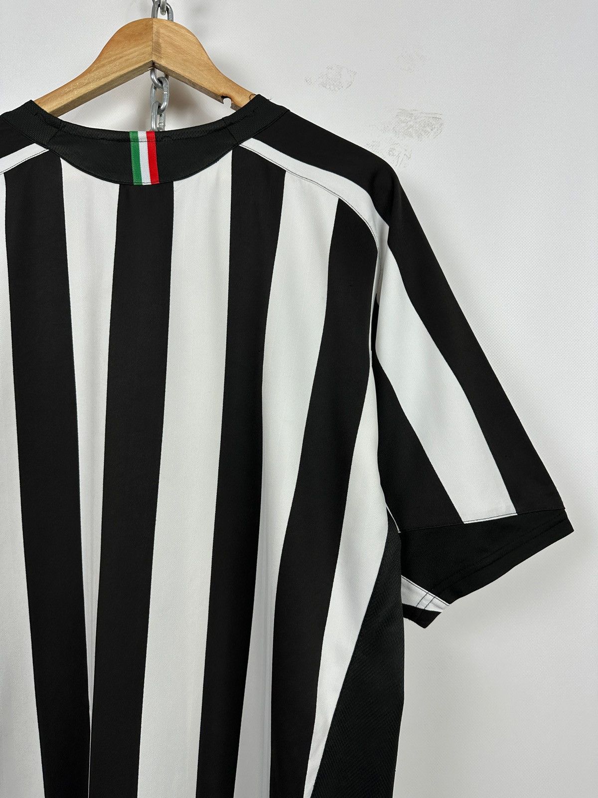 Nike 2005/06 Nike Juventus FC Total 90 Vintage Home Jersey Size US XL / EU 56 / 4 - 17 Thumbnail