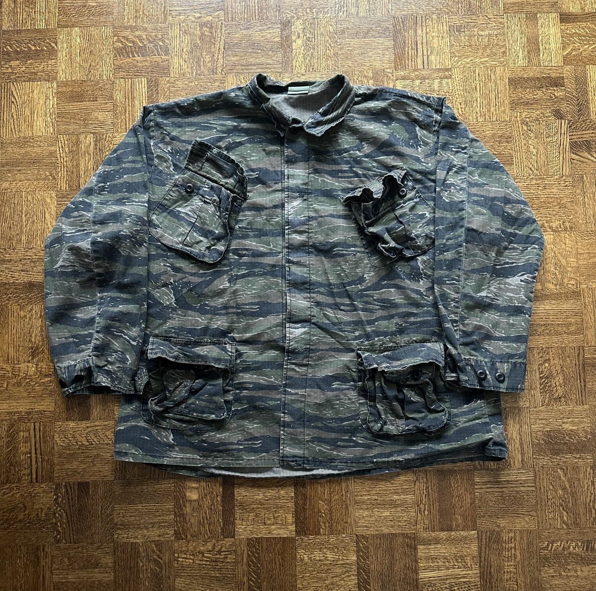 Vintage Rothco Tiger Stripe Slant Pocket Ripstop Shirt Size US XXL / EU 58 / 5 - 1 Thumbnail