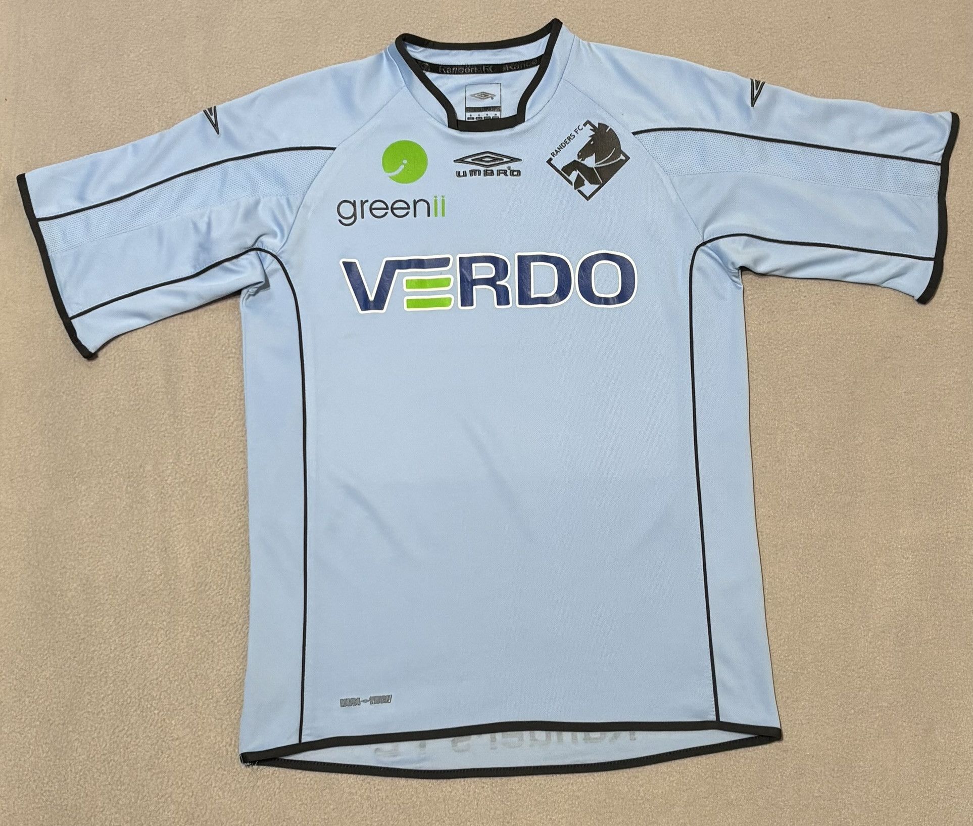 Umbro Randers FC 2009/2010 Umbro Football Jersey Size S Size US S / EU 44-46 / 1 - 5 Thumbnail