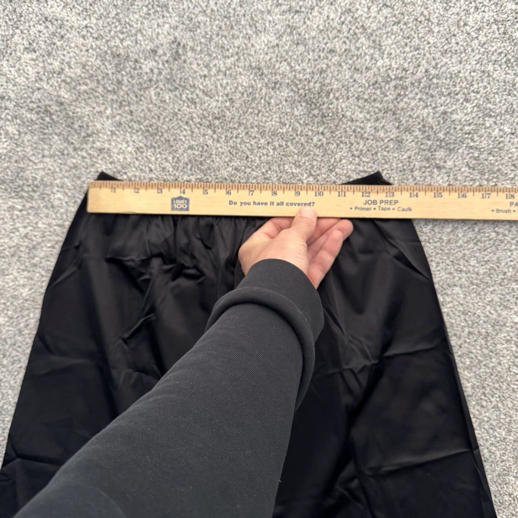 Vintage VINTAGE Vanity Fair Half Slip Skirt Lace Nylon Knee Length A-Line Elastic Waist Large Black Women USA 70s 80s MCM Vintage Size 36" / US 14 / IT 50 - 6 Thumbnail