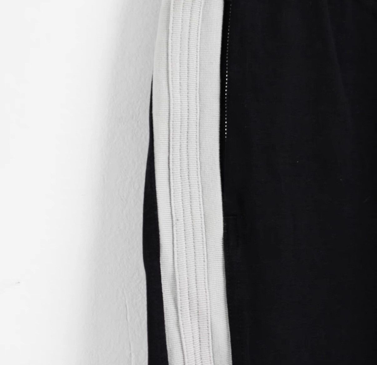 Rick Owens Rick Owens Mainline White-Trim Long Pants Size 26" / US 2 / IT 38 - 3 Thumbnail