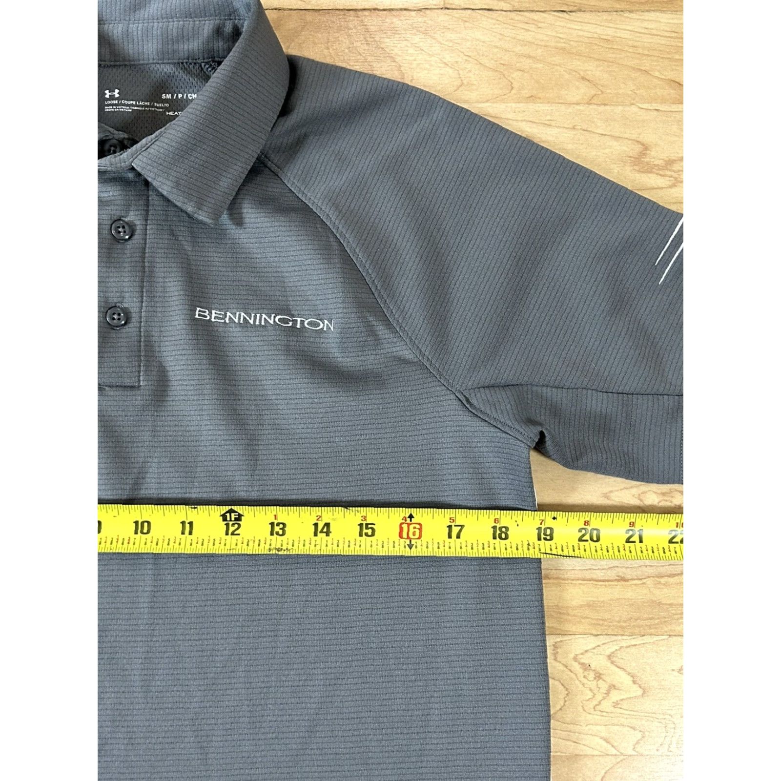 Under Armour Under Armour Golf Polo Shirt Mens Small Gray Polo Shirt Regular Short Sleeve Collared Button Closure Activewear Polyester Golf Size US S / EU 44-46 / 1 - 3 Thumbnail