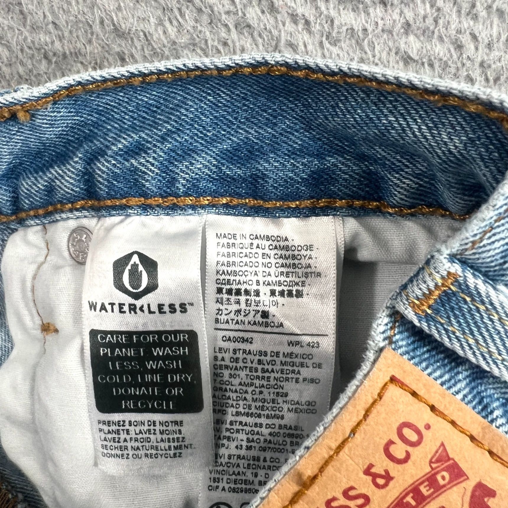 Levi's Levi's 501 Women's Blue Distressed Denim Cut Off Frayed Shorts Button-Fly W29 Size 29" - 6 Thumbnail