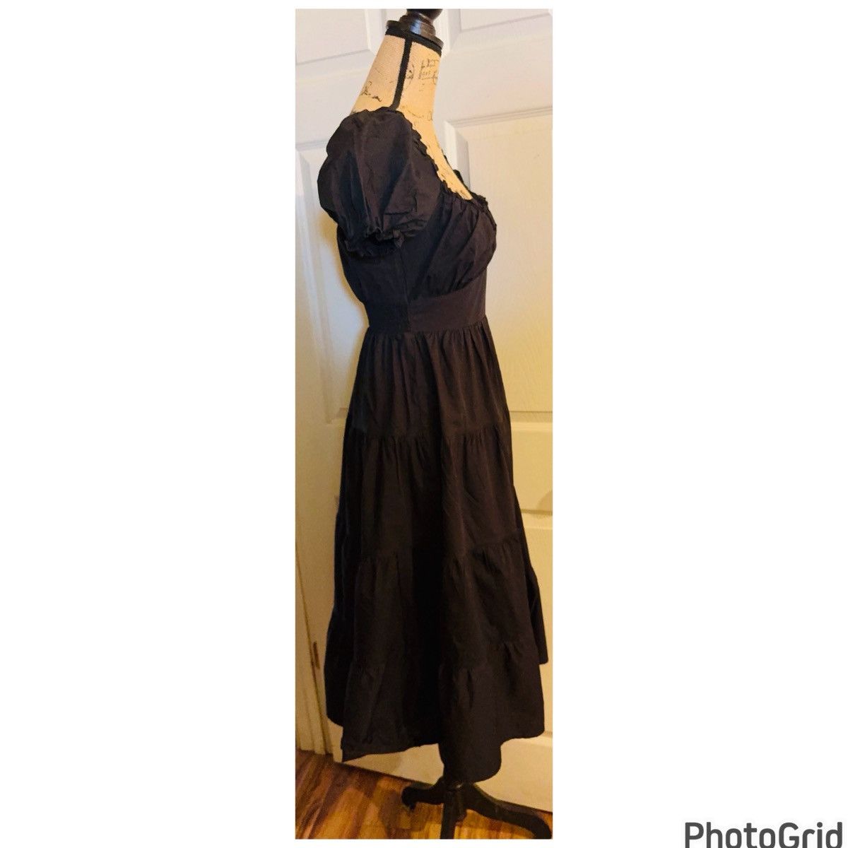 ASTR The Label Revolve ASTR The Label Midi Dress SOLD OUT Size S / US 4 / IT 40 - 3 Thumbnail