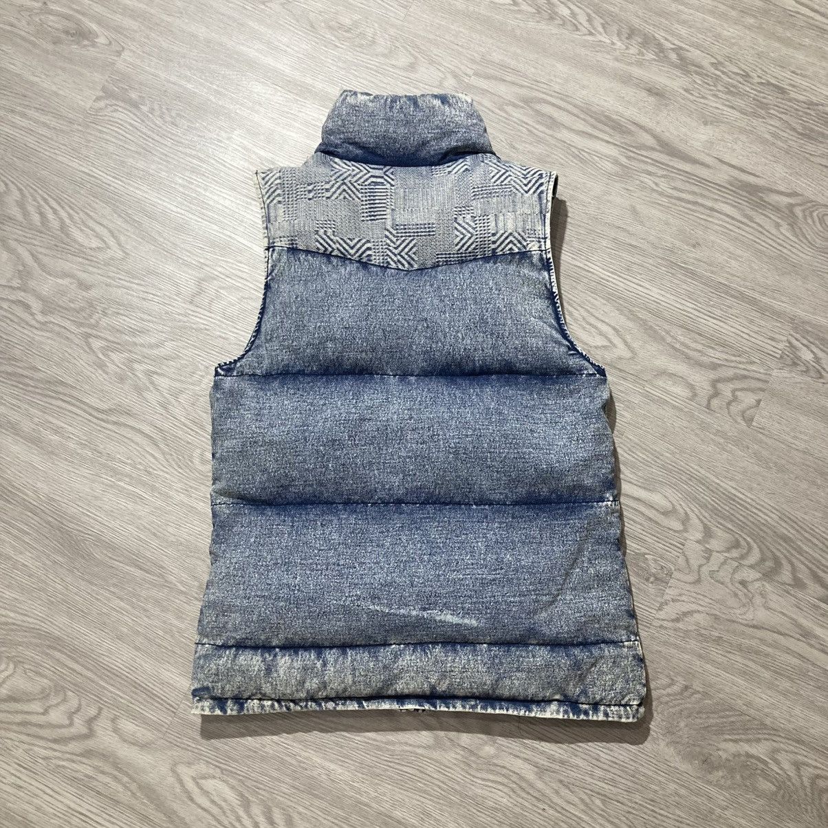 In The Attic 2000s In The Attic Distressed Puffer Down Vest Blue Jeans Size US M / EU 48-50 / 2 - 11 Thumbnail