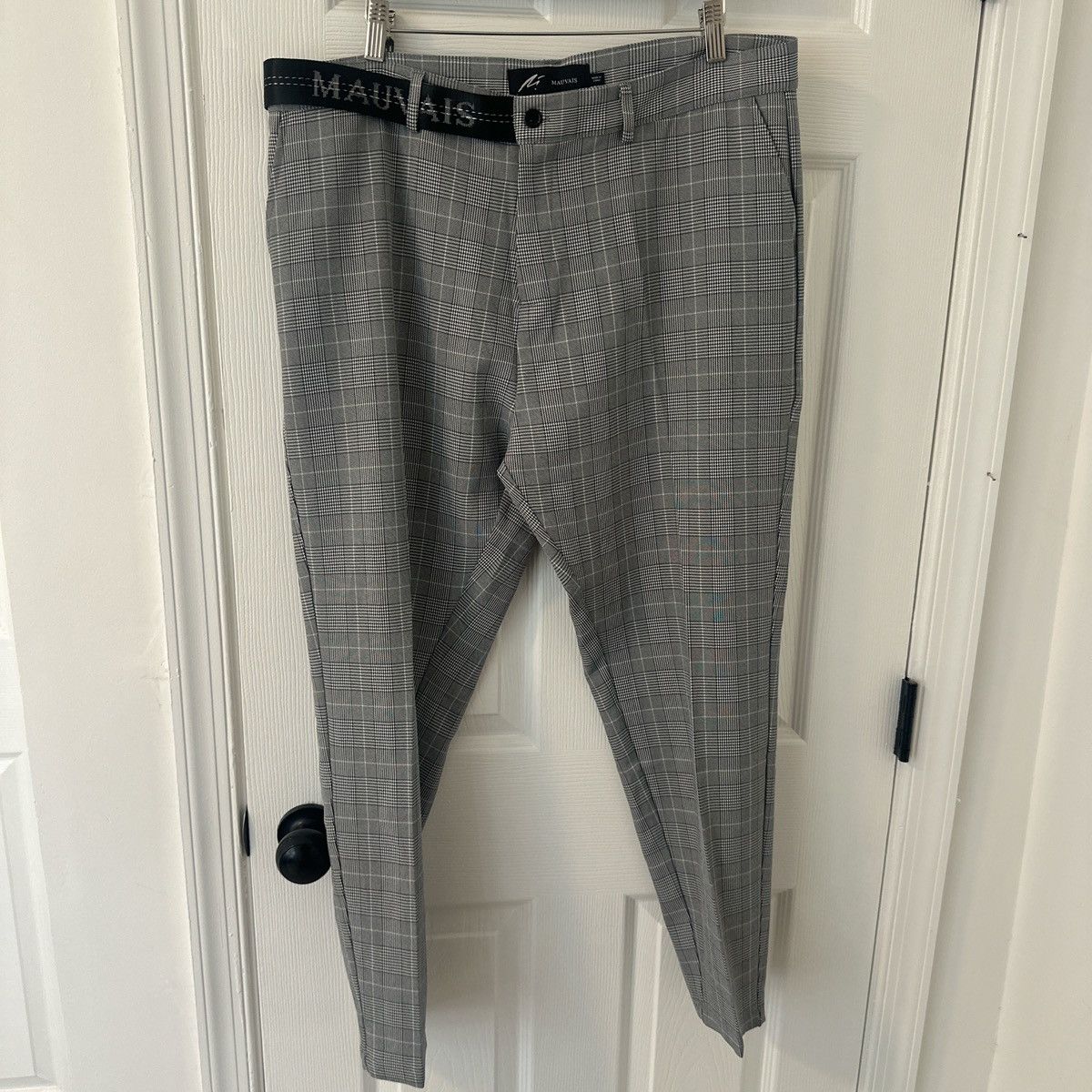 Mauvais pants