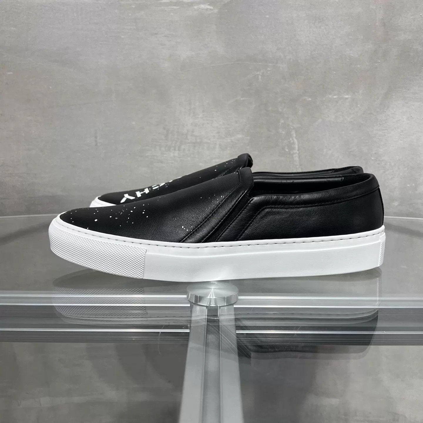 Givenchy Givenchy Black Slip-on 39 new unboxed Size US 6 / EU 39 - 3 Thumbnail