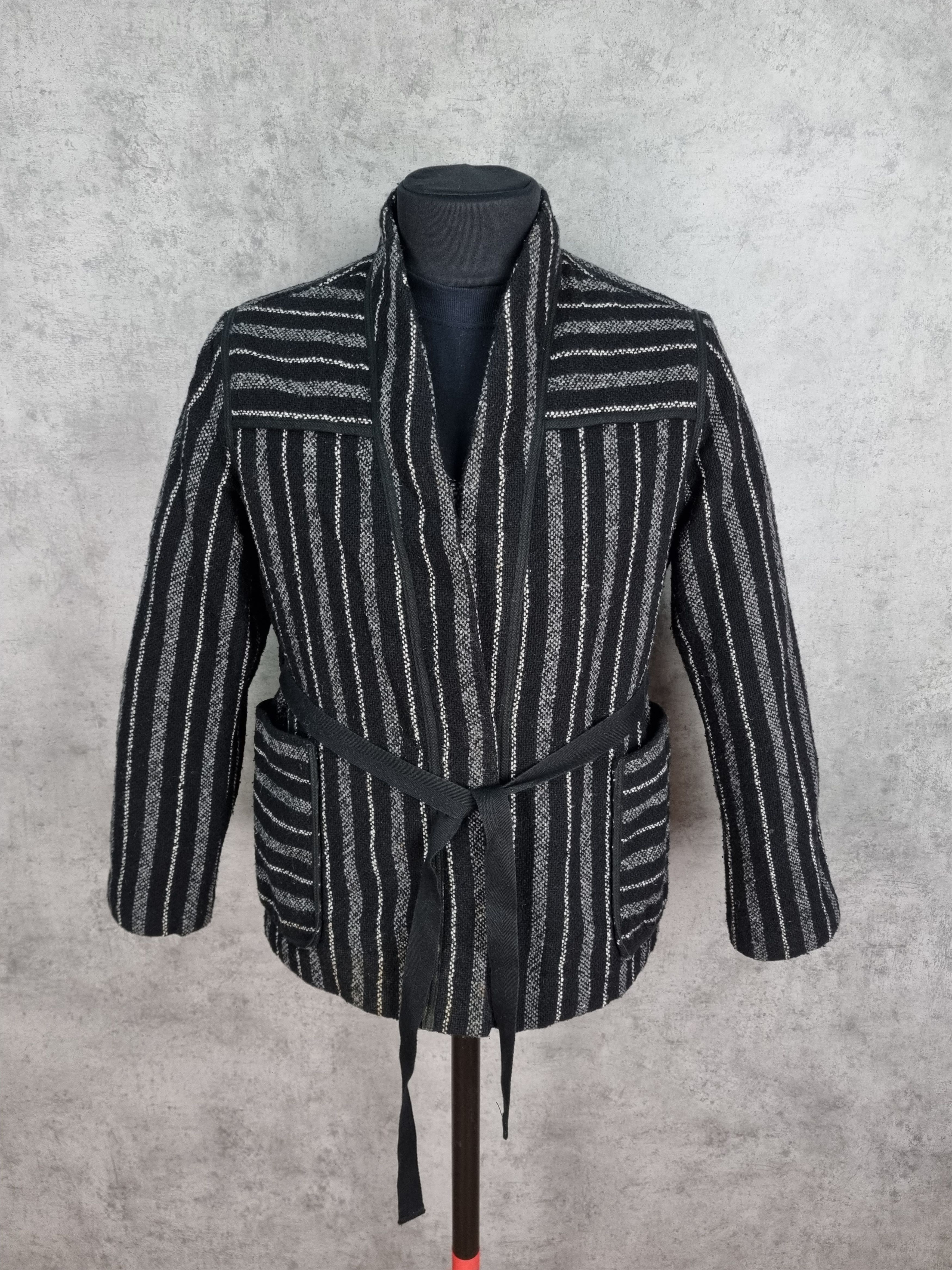 Gap Kniitted Wool Beautiful Kimono Size US M / EU 48-50 / 2 - 6 Thumbnail